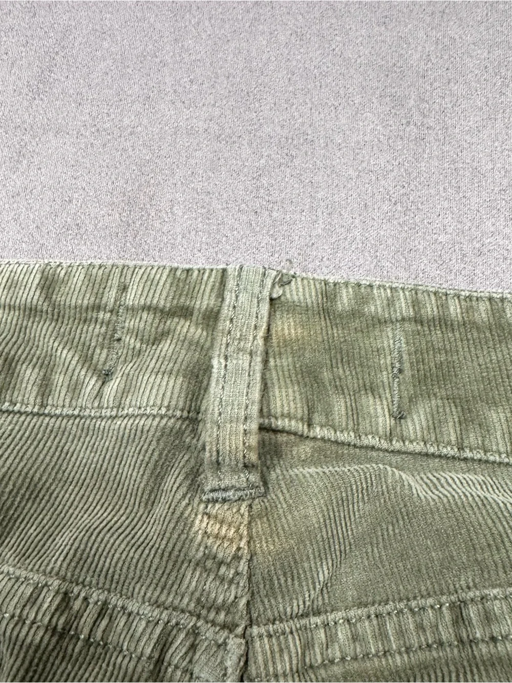 Hollister Olive Green Corduroy Flared Jeans low rise pants jeans women’s 13R W31